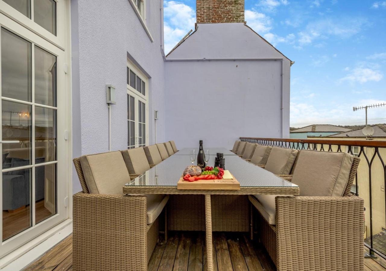 Clifton House Villa Tenby Exterior photo